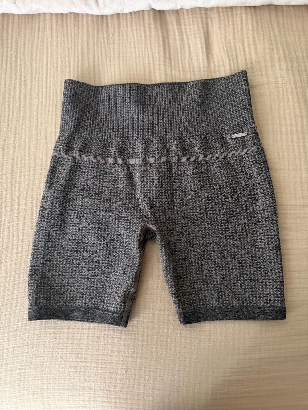 ECHT Heather Charcoal Seamless High-Rise Bike Shorts